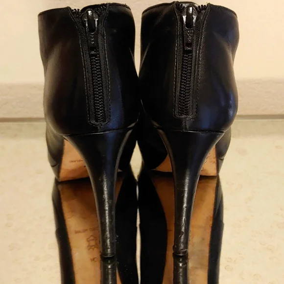 Antonio Melani booties - Picture 5 of 8